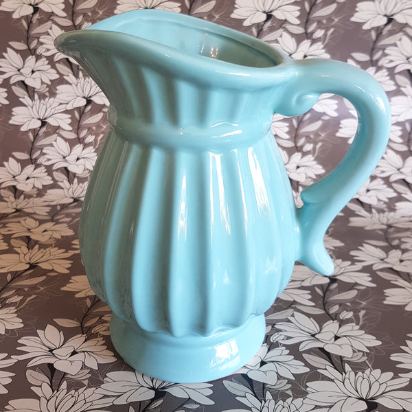 jug vase