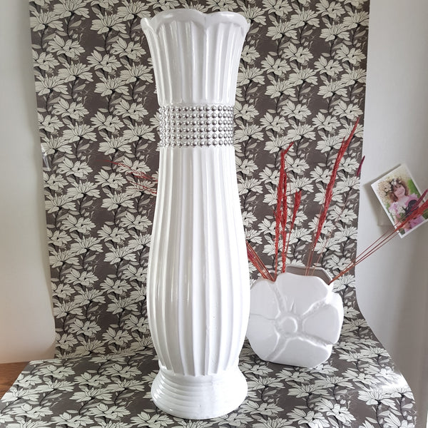 white 600mm tall vase